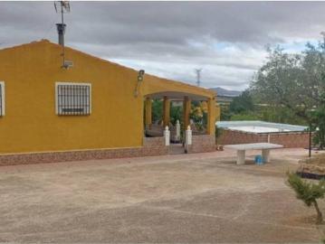 Casa rústica / Caserío en Venta en Yecla