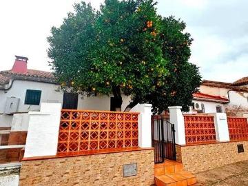 Casa rústica / Caserío en Venta en Almonaster La Real