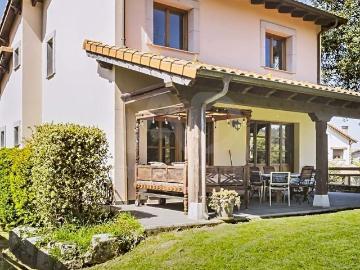 Casa rural 4 dormitorios 246 m2 296m² Llanes