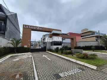 Casa / Sobrado em Condomínio para Locação em Curitiba/PR...