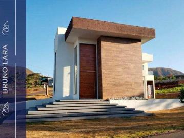 Casa / Sobrado em Condomínio para Venda em Mário...