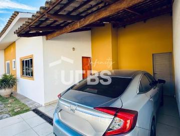 Casa / Sobrado em Condomínio para Venda em Aparecida de...