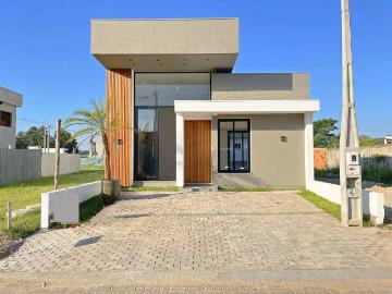 Casa / Sobrado em Condomínio para Venda em Porto...