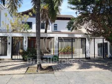 Casa / Sobrado em Condomínio para Venda em Rio de...