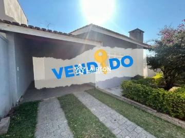 Casa / Sobrado para Venda em Atibaia/SP Loteamento...