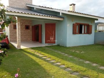 Casa / Sobrado para Venda em Garopaba/SC Areais da...