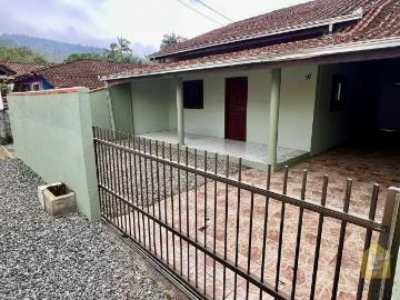 Casa / Sobrado para Venda em Joinville/SC Rio Bonito...