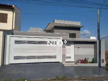 Casa / Sobrado para Venda em São José do Rio Pardo/SP...