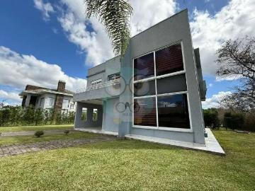 Casa / Sobrado para Venda em São José dos Pinhais/PR...