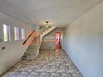 Casa / Sobrado para Venda em São Paulo/SP Pedreira 2 Quartos