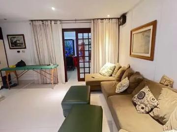 Casa / Sobrado para Venda em Salvador/BA Piatã 5 Quartos