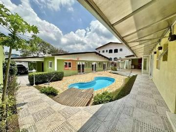 Casa / Sobrado para Locação em Cotia/SP Granja Viana 8...