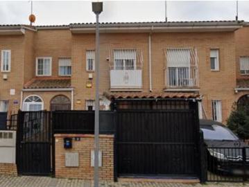 Casa Venta Parla, Villayuventus Renfe