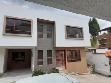 Casas Nuevas de Venta Sector Hotel Oro Verde Cuenca