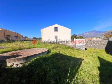 Case e ville in vendita di 478 m² in Via Spirito Santo, 131