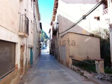 Chalet, Cardona