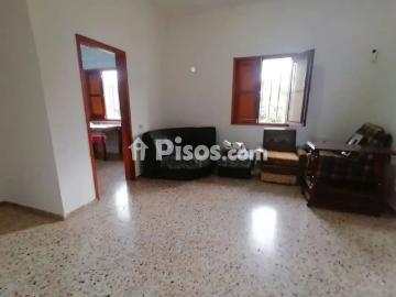 Chalet en alquiler en Tres Barrios Trasmontaña