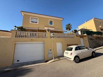 Chalet en venta en La Nucia, Alicante Costa Blanca