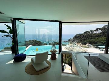 Chalet en venta en Santa Cristina d´Aro, Rosamar. Villa...