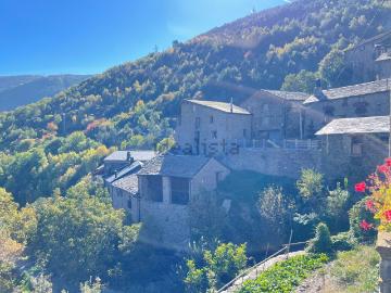 Chalet, Llavorsi