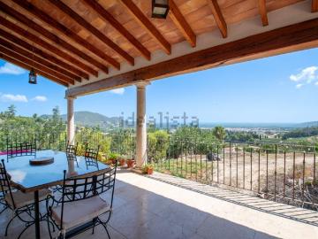 Chalet, Pego