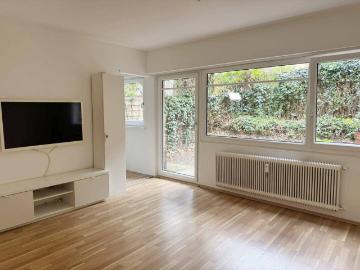 Charmante 1 Zimmer Wohnung mit eigenem Garten