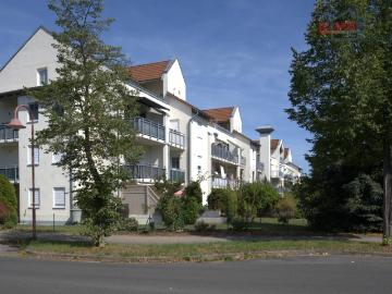 CHARMANTE, RUHIG GELEGENE 2 RWG M. BK, AR U. PKW...