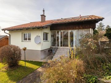 Einfamilienhaus mit großem Garten & Weinkeller ideal für...