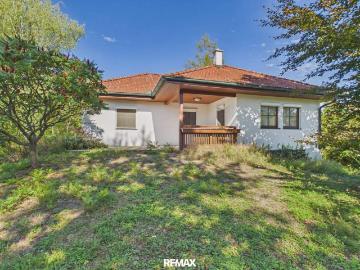 Charmantes Einfamilienhaus mit Terrasse, Garage und...