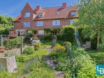 Charmantes Reihenmittelhaus mit Stellplatz in Kiel...