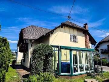 Charmantes Wohnhaus mit Wintergarten und vielseitigem...