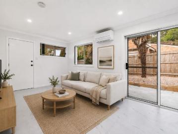 Charming 2 bedroom granny flat In great location