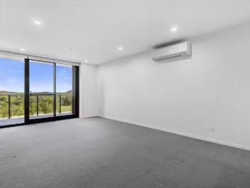 Cozy 2 BR 59/9 Irving Street, Phillip Apartment for rent...