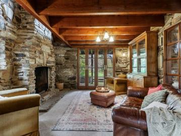 Charming Cottage Fully Furnished