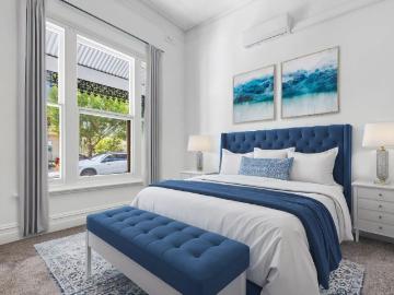 Charming Renovated Victorian Terrace, Steps from Albert...