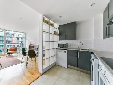 Chelsea Bridge Wharf, Battersea, London SW11, 2 bed flat...