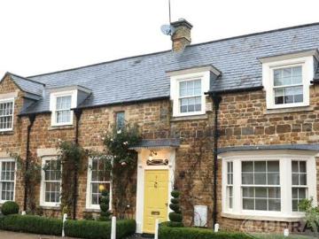 Churchgate Court, Braunston, 3 Bedroom Character