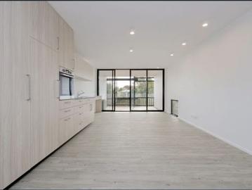 Contemporary Coastal Living in the Heart of Scarborough