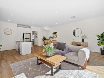 Contemporary Style, Everyday Comfort and Exceptional...