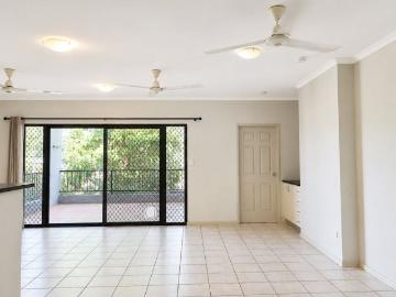 CONVENIENT LIVING IN THE HEART OF STUART PARK