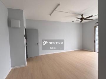 Condo/Serviced Residence