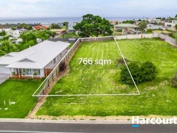 Coastal Landholding with Lifestyle and Development Appeal