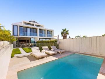 Coastal Rhapsody With Panoramic Ocean Views