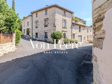 Maison de caractère de 170 m² avec terrasse tropézienne...