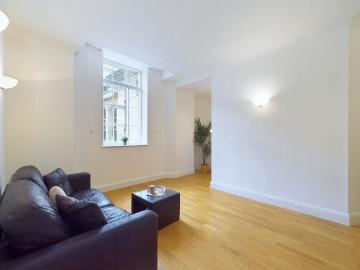 County Hall Apartments, Belvedere. 2 bed apartment to...