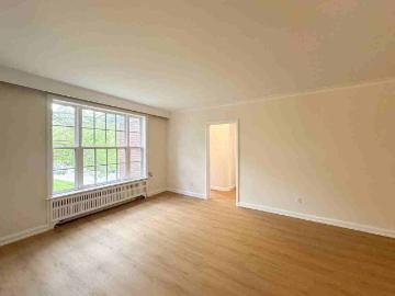 Crestview Apartments 1 Bedroom Apartment for Rent at 37...
