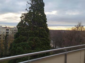 Dachgeschosswohnung mit Terrasse in zentraler Lage in Baden