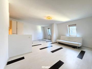 Dachgeschosswohnung mit offenem Wohnkonzept in Laxenburg...