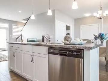 Rental! Laneway Suite Over Garage James Hill Road