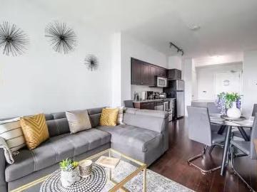 Deal! 1 BR Fort York Boulevard